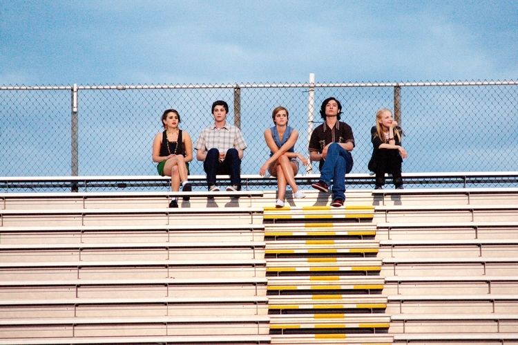 Wallflower (people) 12 Little Lessons Of Life From The Perks Of Being A Wallflower