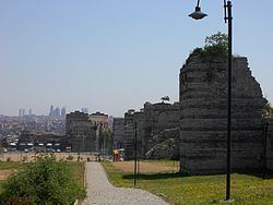 Walls of Constantinople Walls of Constantinople Wikipedia