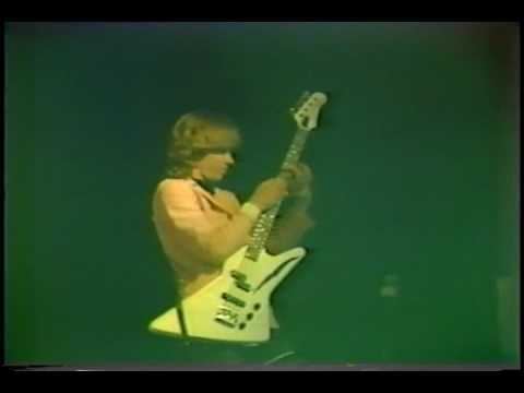 Wally Voss Early Wally Voss Bass Guitar Solo Tapping My hero Mid 80s YouTube