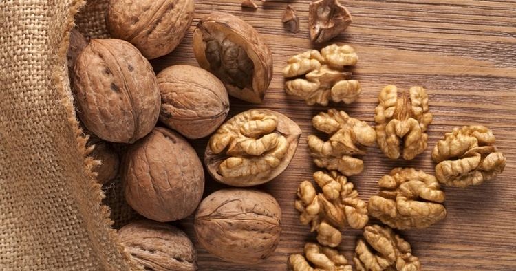 Walnut Walnuts 101 Nutrition Facts and Health Benefits