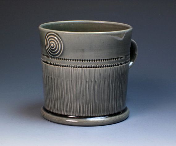 Walter Keeler (studio potter) Walter Keeler Oil Drum Earthenware Mug Grey Inkwash by
