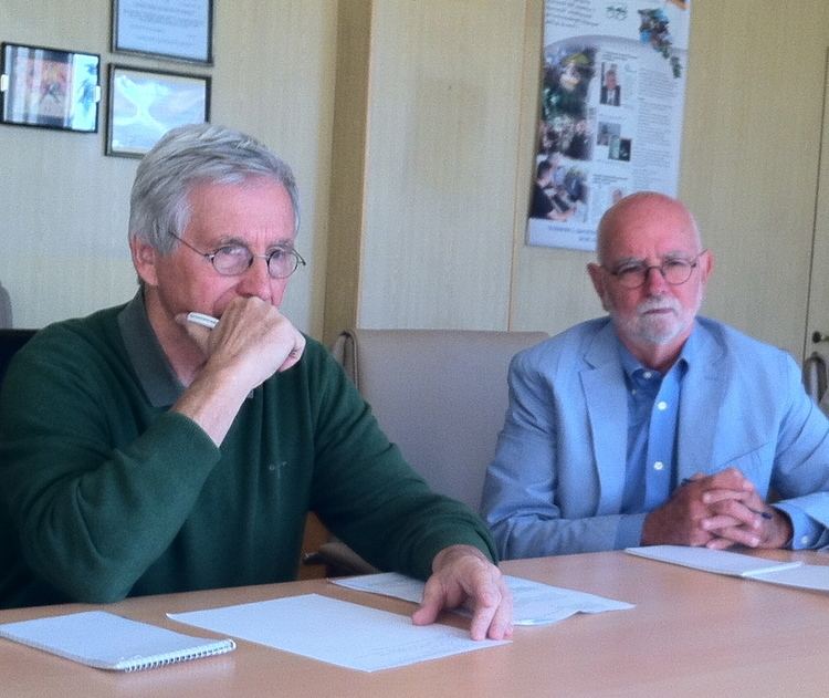 Walter Kutschera Professors Walter Kutschera and Thomas Ruth visit national lab and