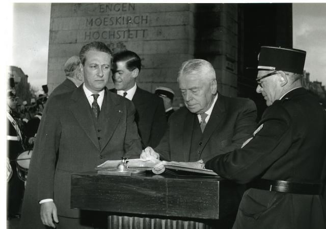 Walter Nash Walter Nash signs the Golden Book Archives New Zealand