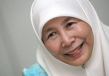 Wan Azizah Wan Ismail httpsuploadwikimediaorgwikipediacommonsthu