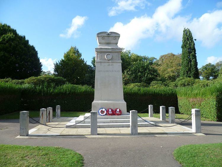 War memorials in Enfield Town