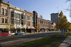 Warren, Ohio httpsuploadwikimediaorgwikipediacommonsthu