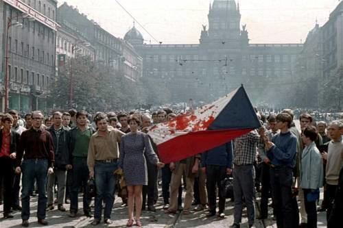 Warsaw Pact invasion of Czechoslovakia invasion of czechoslovakia Tumblr