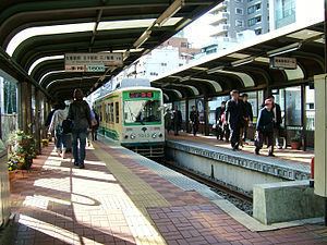 Waseda Station (Toden) httpsuploadwikimediaorgwikipediacommonsthu