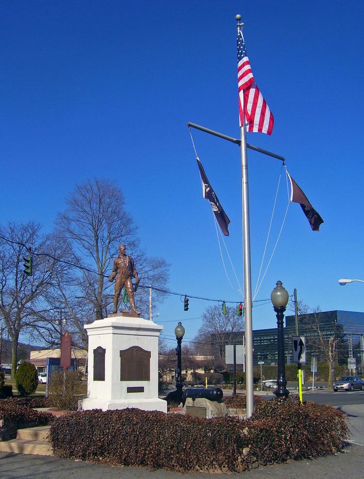 Washington Avenue Soldier's Monument and Triangle httpsuploadwikimediaorgwikipediacommonscc