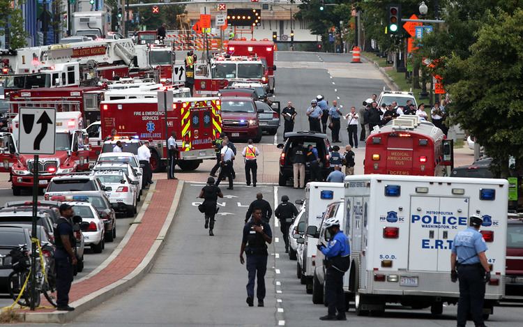 Washington Navy Yard shooting 13 Dead in Washington Navy Yard Shooting