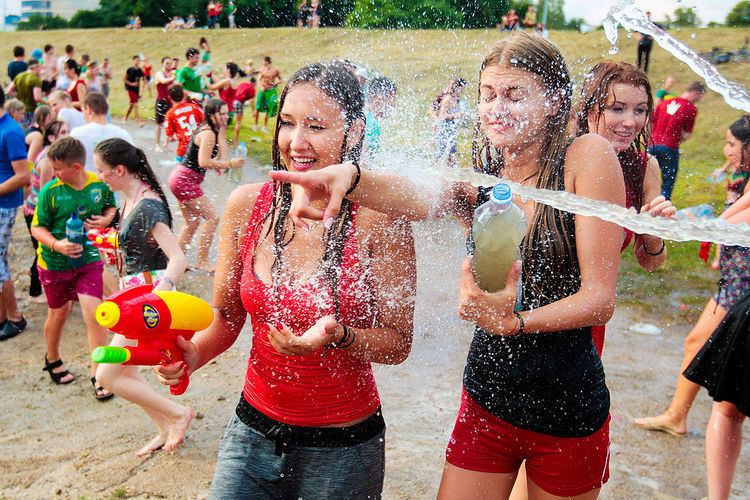 Water Fight Alchetron The Free Social Encyclopedia 