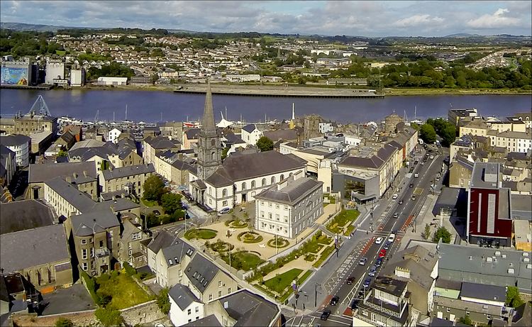 Waterford Viking Triangle Aerial View of Waterfords Viking Triangle Summer Family Time at
