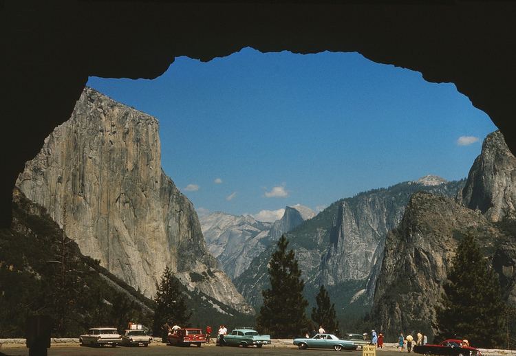 Wawona Tunnel Portal of Grandeur View From Wawona Tunnel Yosemite Nati Flickr