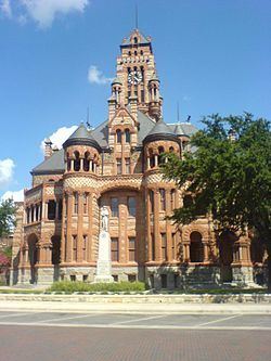 Waxahachie, Texas httpsuploadwikimediaorgwikipediacommonsthu