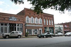 Waxhaw, North Carolina httpsuploadwikimediaorgwikipediacommonsthu