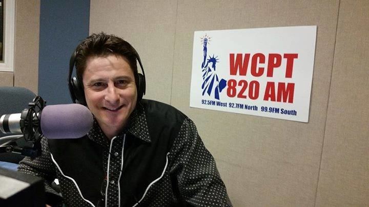 Wayne Besen WCPT promotes Wayne Besen to weekday afternoons