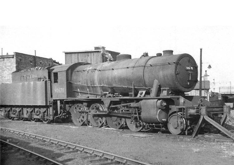 WD Austerity 2-8-0 Nuneaton Shed ExWD Austerity 8F 280 No 90678 is seen at the