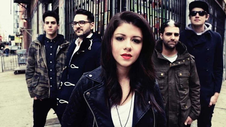 We Are the In Crowd Tay Jardine has a new project cos We Are The In Crowd are on hiatus
