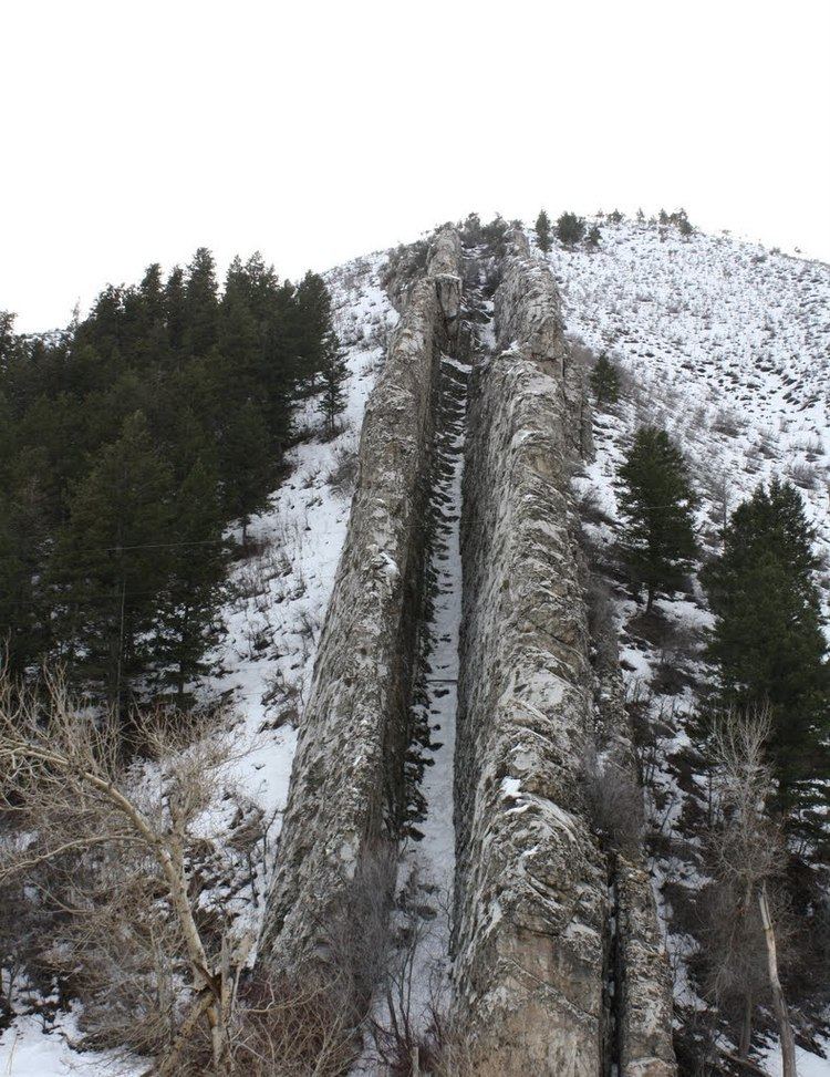 Weber Canyon Panoramio Photo of Devils Slide Weber Canyon Utah