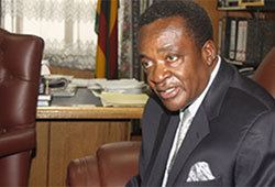 Webster Shamu Shamed Shamu grovels at Mugabe