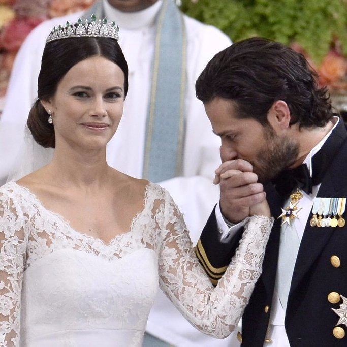 Wedding of Prince Carl Philip and Sofia Hellqvist httpsmedia1popsugarassetscomfilesthumbor4