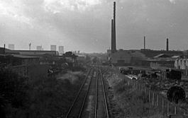 Wednesfield railway station httpsuploadwikimediaorgwikipediacommonsthu