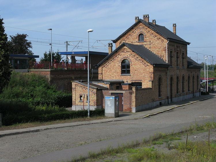 Weerde railway station