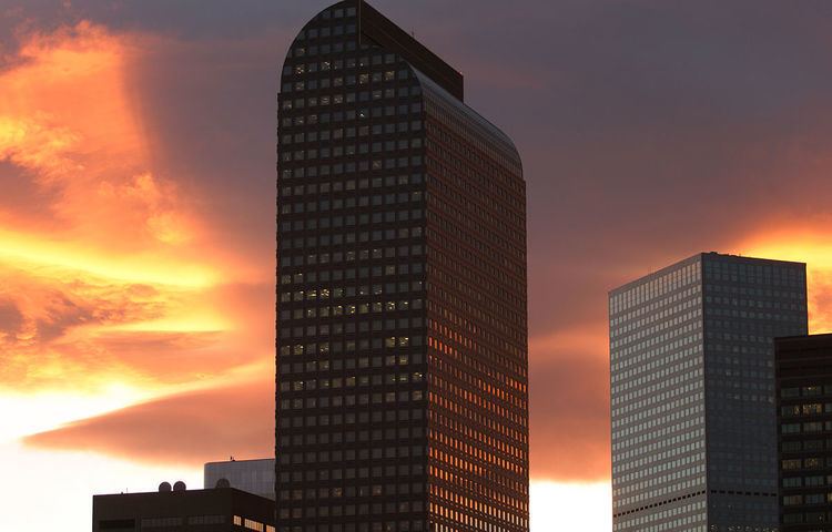 Wells Fargo Center (Denver) httpsuploadwikimediaorgwikipediacommonsthu
