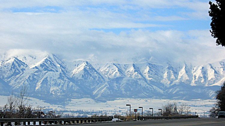 Wellsville Mountains Wellsville Mountains by amordragon on DeviantArt