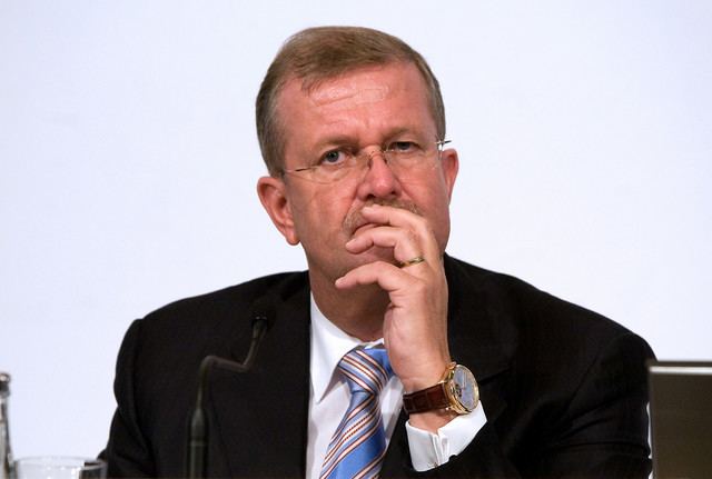 Wendelin Wiedeking ExPorsche CEO Wiedeking Charged Over Failed Volkswagen