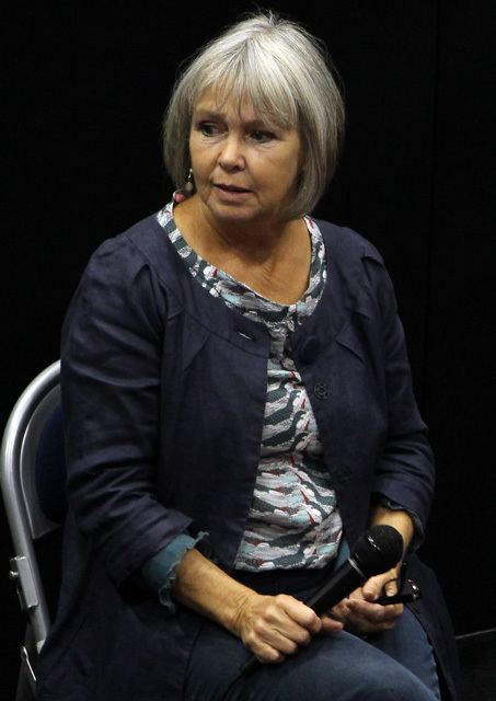 Wendy Padbury httpsuploadwikimediaorgwikipediacommonsee