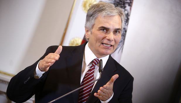 Werner Faymann Foreign Minister Europe Should Not Encourage Migrants To