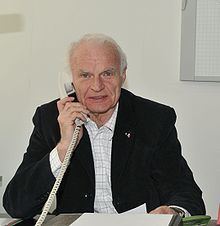 Werner Fischer httpsuploadwikimediaorgwikipediacommonsthu