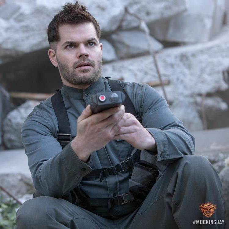 Wes Chatham MOCKINGJAY PT 239 QampA Stars Wes Chatham and Evan Ross