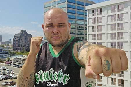 Wesley Correira Former UFC fighter Wesley Correira arrested in Walmart
