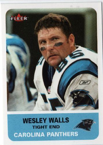 Wesley Walls CAROLINA PANTHERS Wesley Walls 183 FLEER Tradition 2002