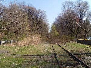 West Arlington (Erie Railroad station) httpsuploadwikimediaorgwikipediacommonsthu