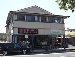 West Burleigh Store httpsuploadwikimediaorgwikipediacommonsthu