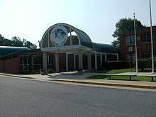 West Falls Church, Virginia httpsuploadwikimediaorgwikipediacommonsthu