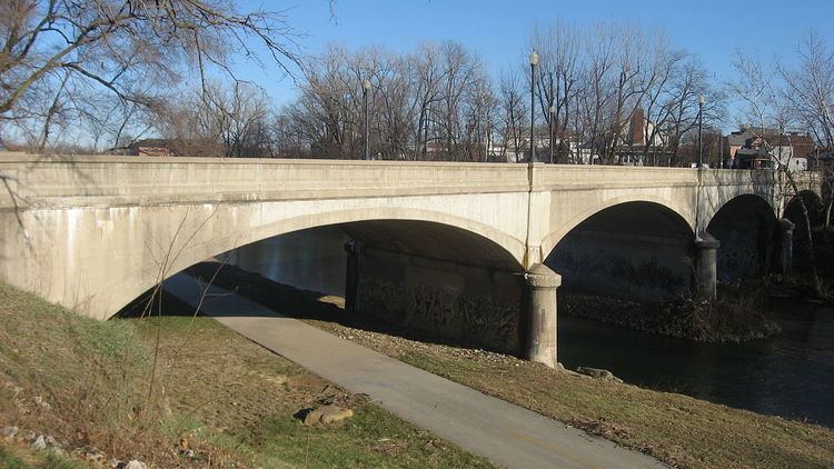 West Washington Street Bridge (Muncie, Indiana)