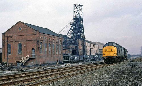 Wheldale Colliery Wheldale Colliery 1986 PWormstone In The Coal Mine Pinterest