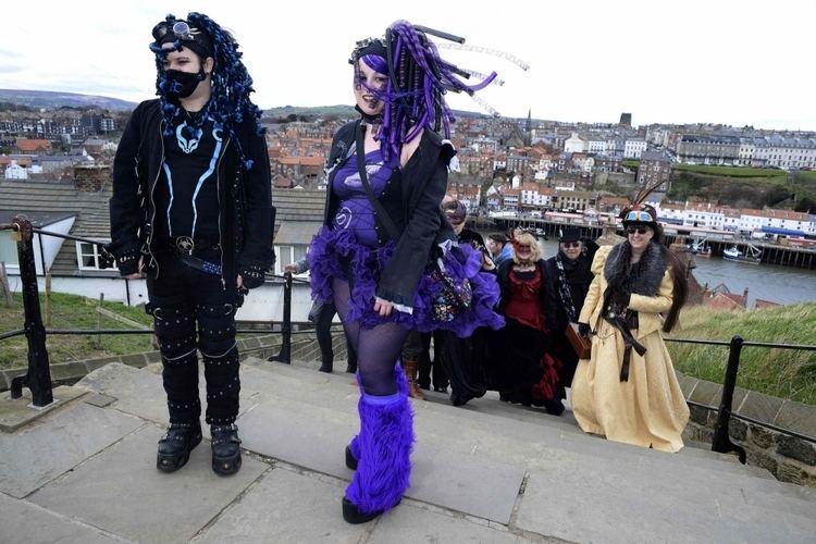 Whitby Goth Weekend Gallery Whitby Goth Weekend 2013 Metro UK