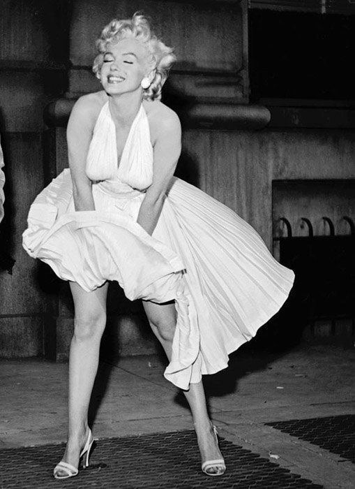 White dress of Marilyn Monroe 17 images about Seven Year Itch The Dress on Pinterest Elliott