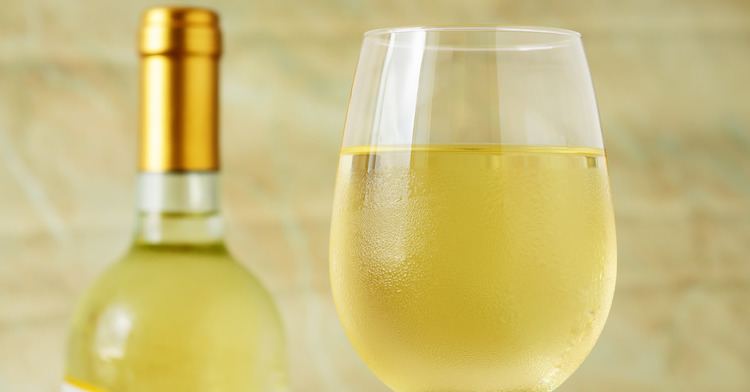 White wine The 6 White Wines To Try To Help You Understand White Wine VinePair