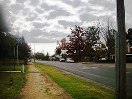 Whitfield, Victoria httpsuploadwikimediaorgwikipediacommonsthu