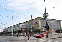 Wien Südbahnhof httpsuploadwikimediaorgwikipediacommonsthu