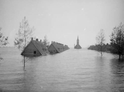 Wieringermeer Tweede Wereldoorlog onderwaterzetting Wieringermeer 17 april 1945