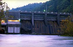 Wilbur Dam httpsuploadwikimediaorgwikipediacommonsthu