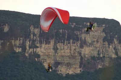 Wild Man British adventurer writer and television presenter BEAR GRYLLS Wild Man British adventurer writer and television presenter BEAR GRYLLS