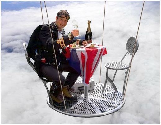 Wild Man British adventurer writer and television presenter BEAR GRYLLS Wild Man British adventurer writer and television presenter BEAR GRYLLS